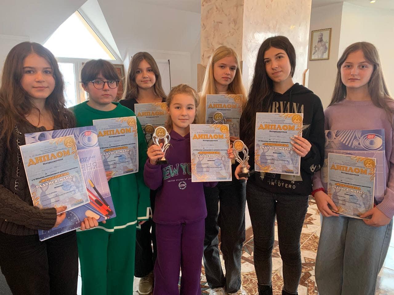 Вітаємо переможців та призерів конкурсу «Живописна «Радуйся, Маріє!» 1 img 5840
