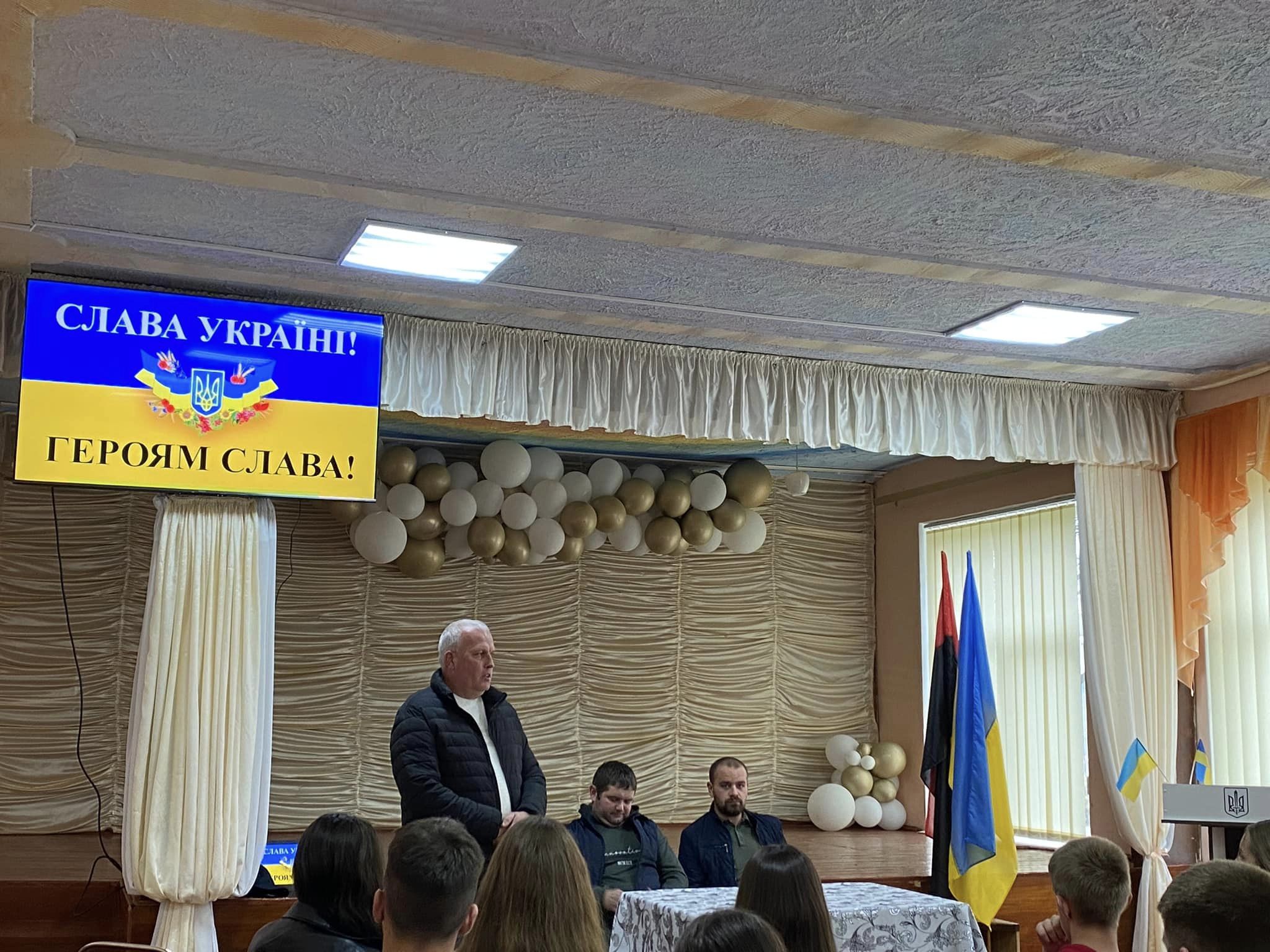 Зустріч школярів з ветеранами-односельчанами 1 464619413 949161647270407 276634629075804467 n