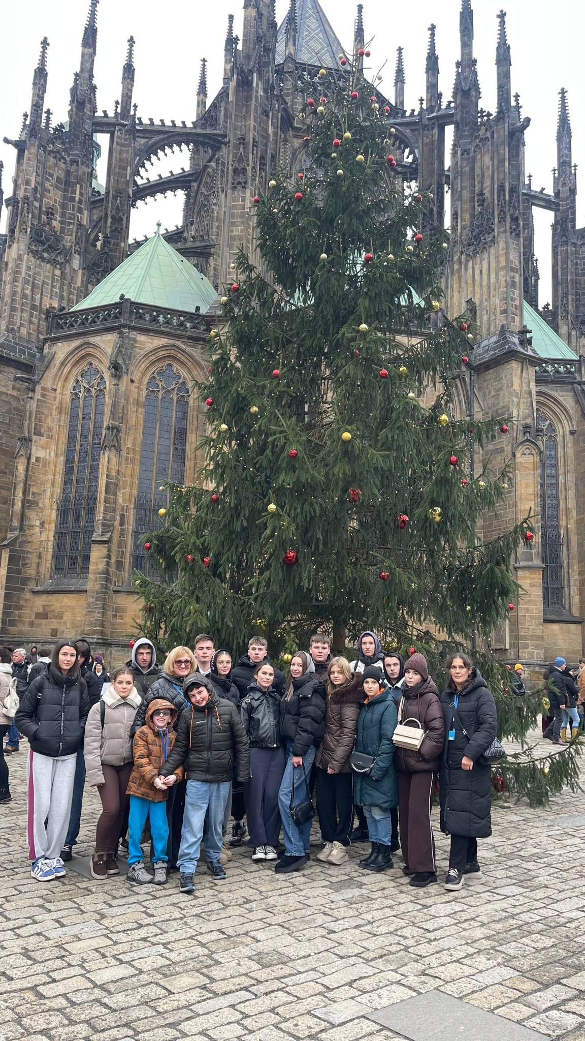 600895631 2077885122963941 1345207731845606683 n