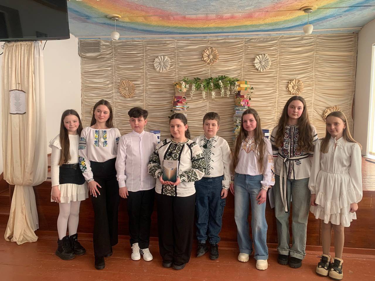 Українська мова — духовний щит і код нашої нації! 1 635631784 1318152887037946 7295079631225845026 n