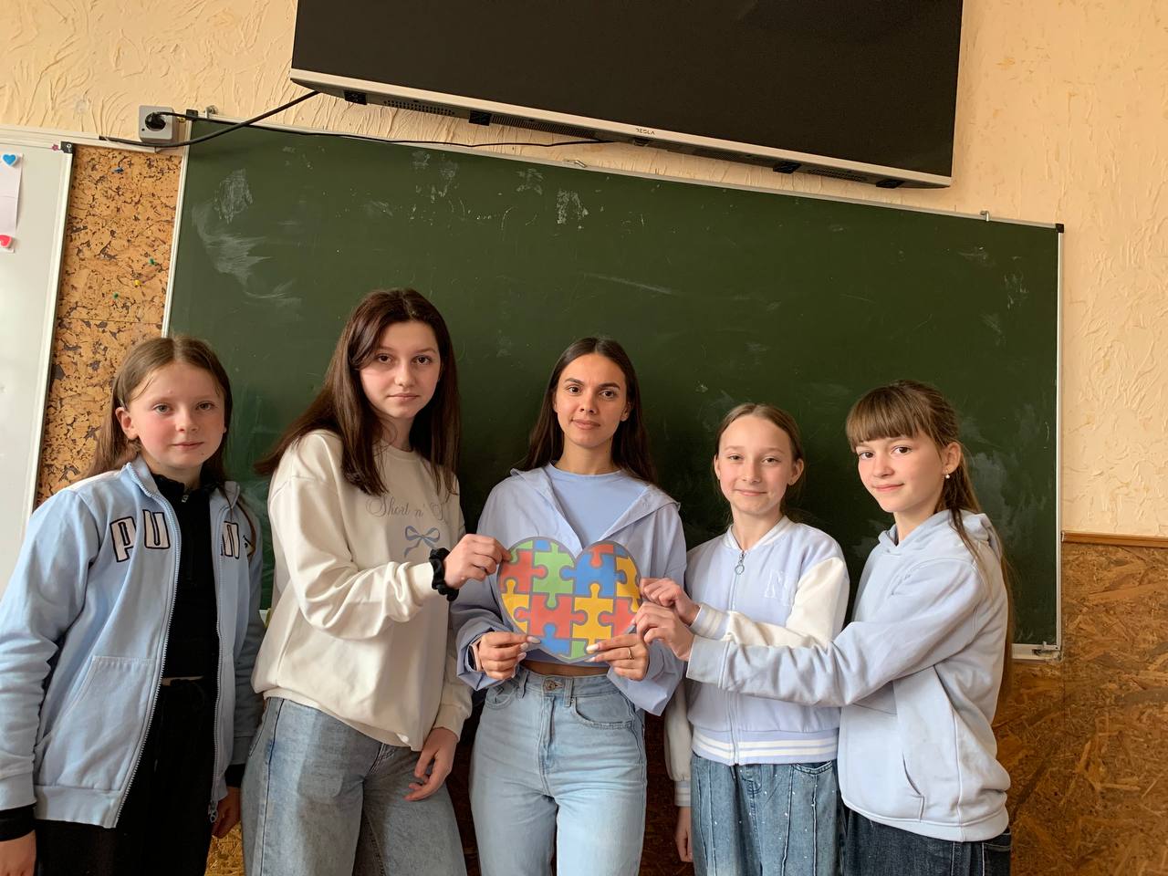 0 02 05 1a77ee418a458f34be124d67257c13e850915708708eae4636337649dfed6888 51b5954b364c99e3 1